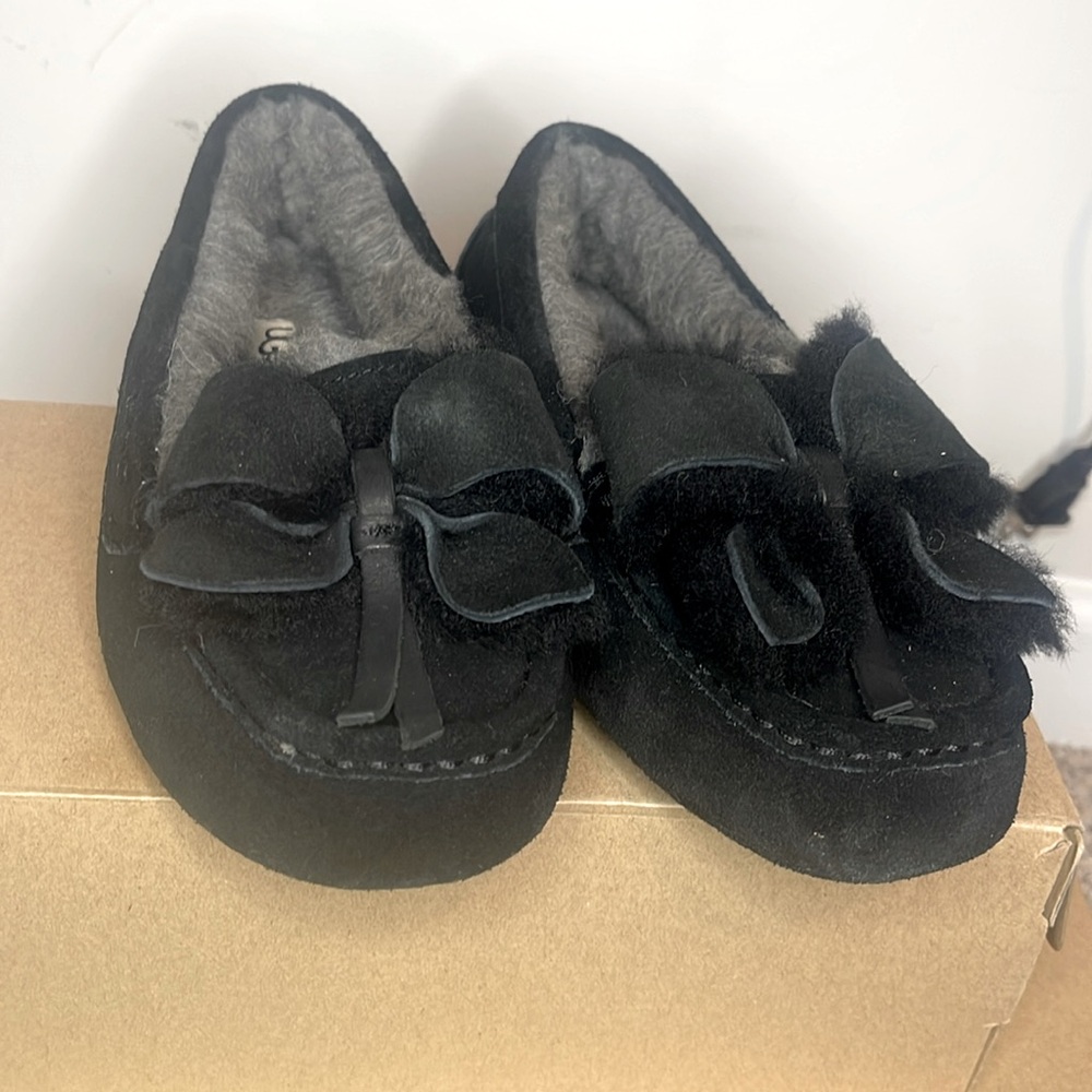 Ugg Slipper - image 1